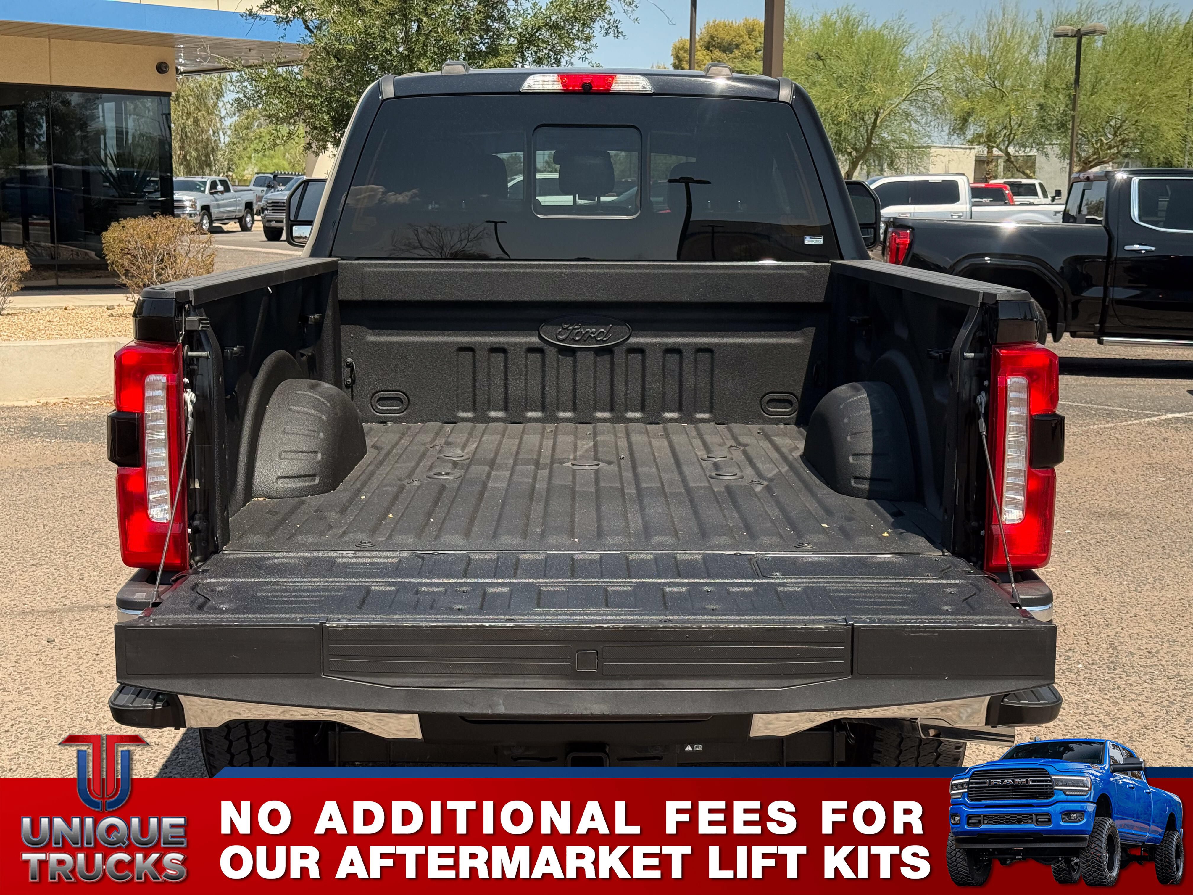 Used 2023 Ford F250 Lariat w/ Lariat Ultimate Package AWD/4WD image 6