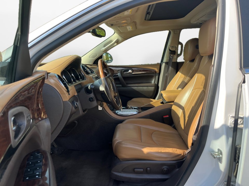 Used 2016 Buick Enclave Premium w/ Experience Buick Package FWD image 11
