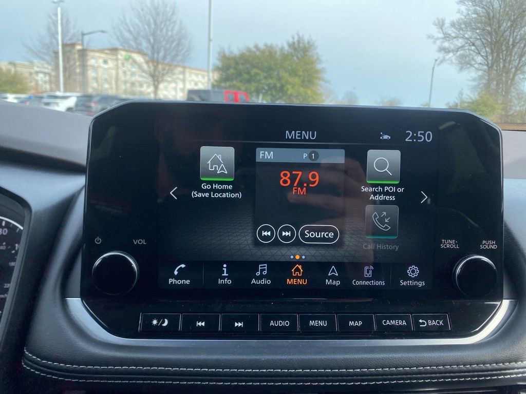 Used 2023 Nissan Rogue SL w/ SL Premium Package image 22