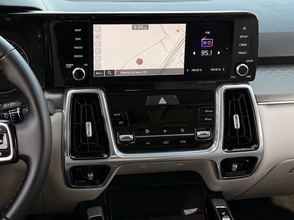 Used 2022 Kia Sorento SX image 17