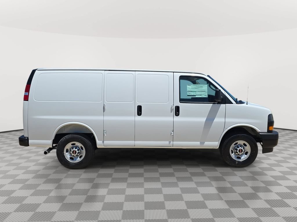 New 2026 GMC Savana 2500 w/ Driver Convenience Package RWD image 8