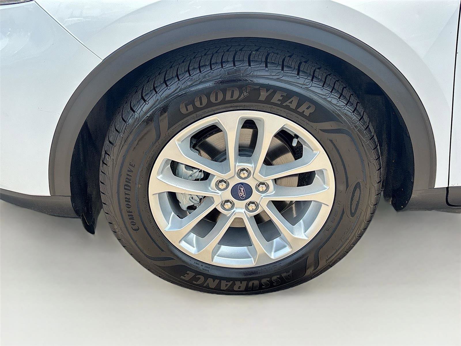Used 2022 Ford Escape SE w/ Cold Weather Package FWD image 30