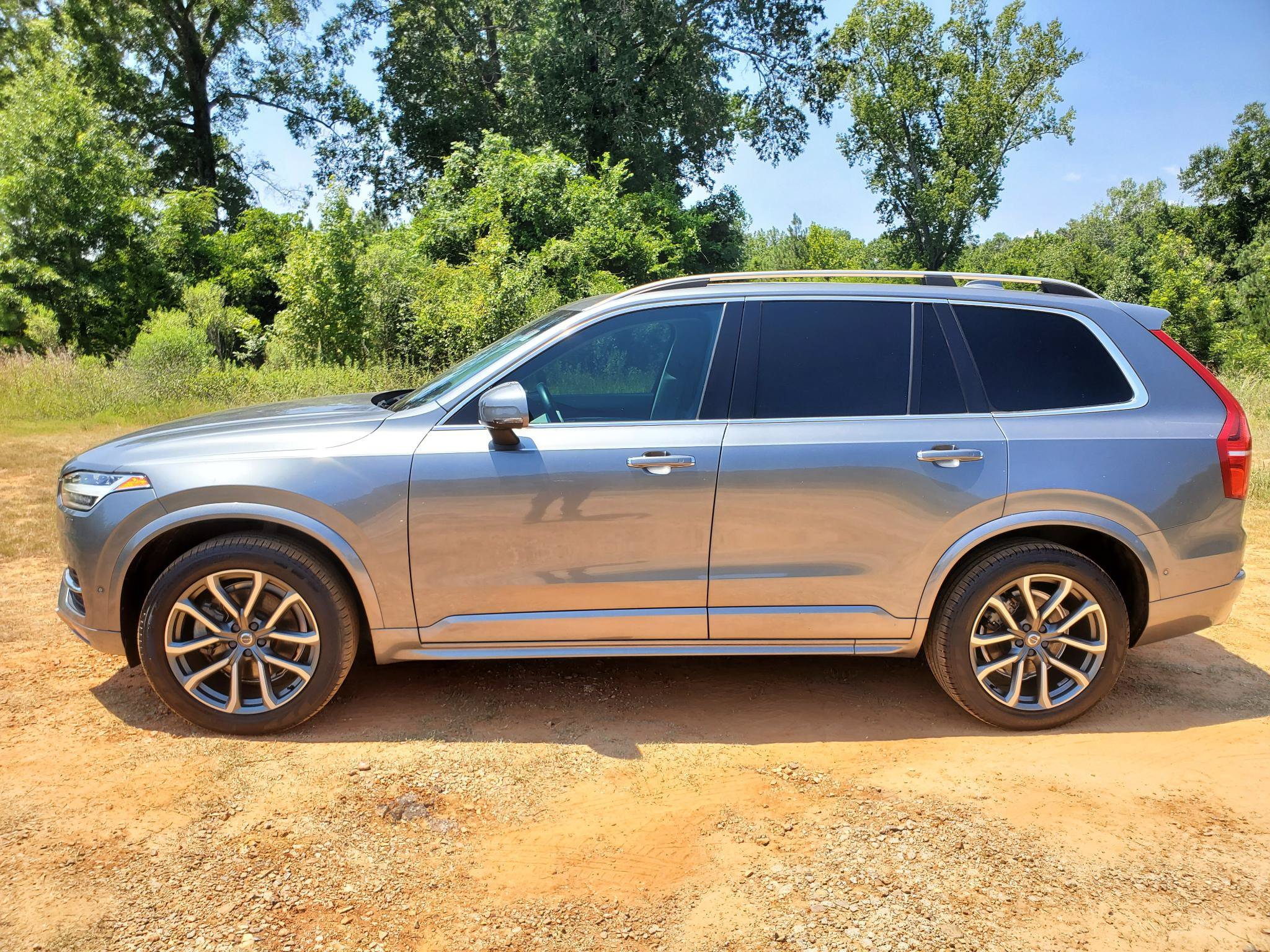 Used 2019 Volvo XC90 T6 Momentum w/ Advanced Package AWD/4WD image 12