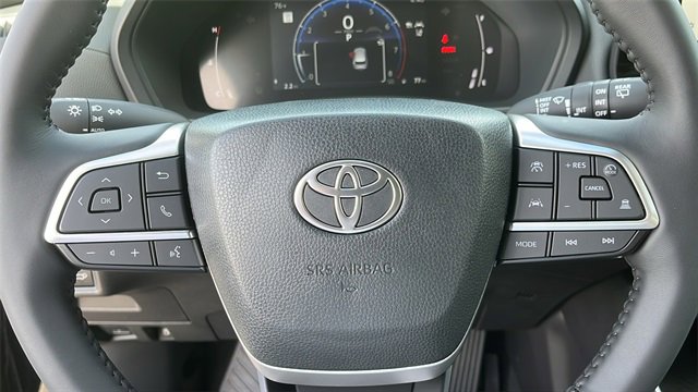 New 2025 Toyota Grand Highlander FWD image 8