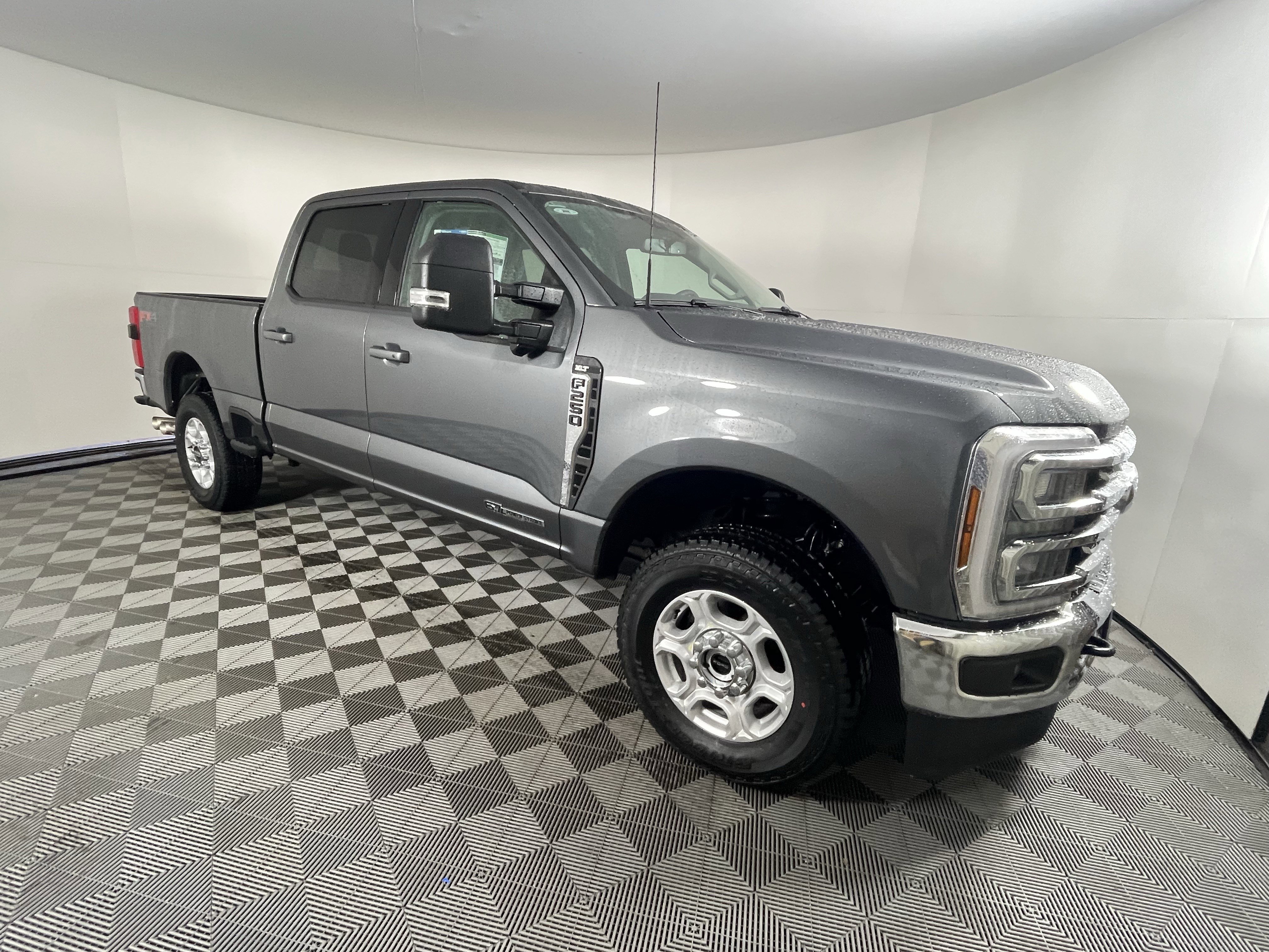 New 2026 Ford F250 XLT w/ XLT Premium Package image 7