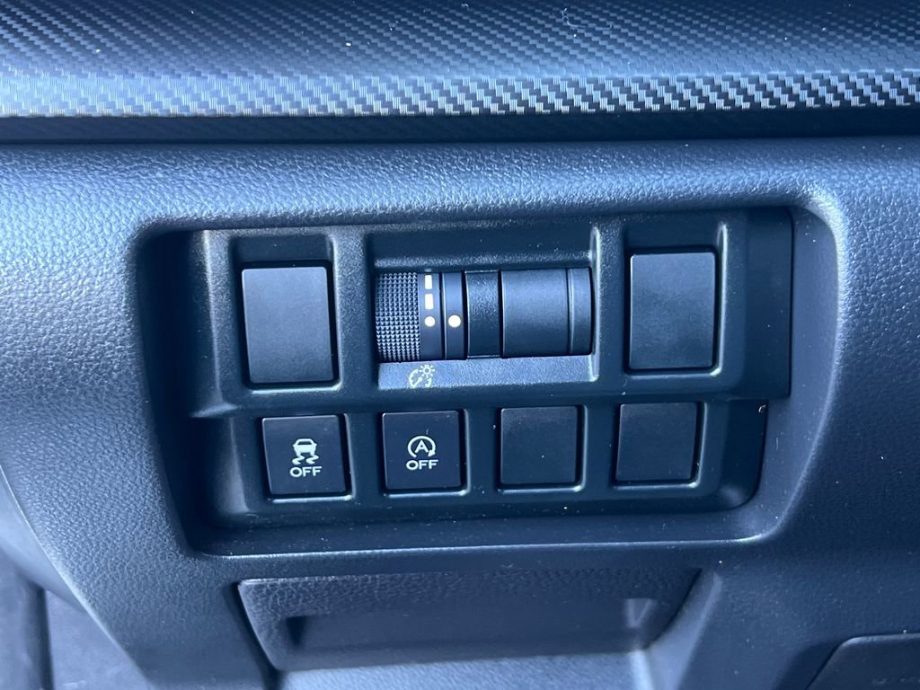 Used 2023 Subaru Crosstrek 2.0i image 30