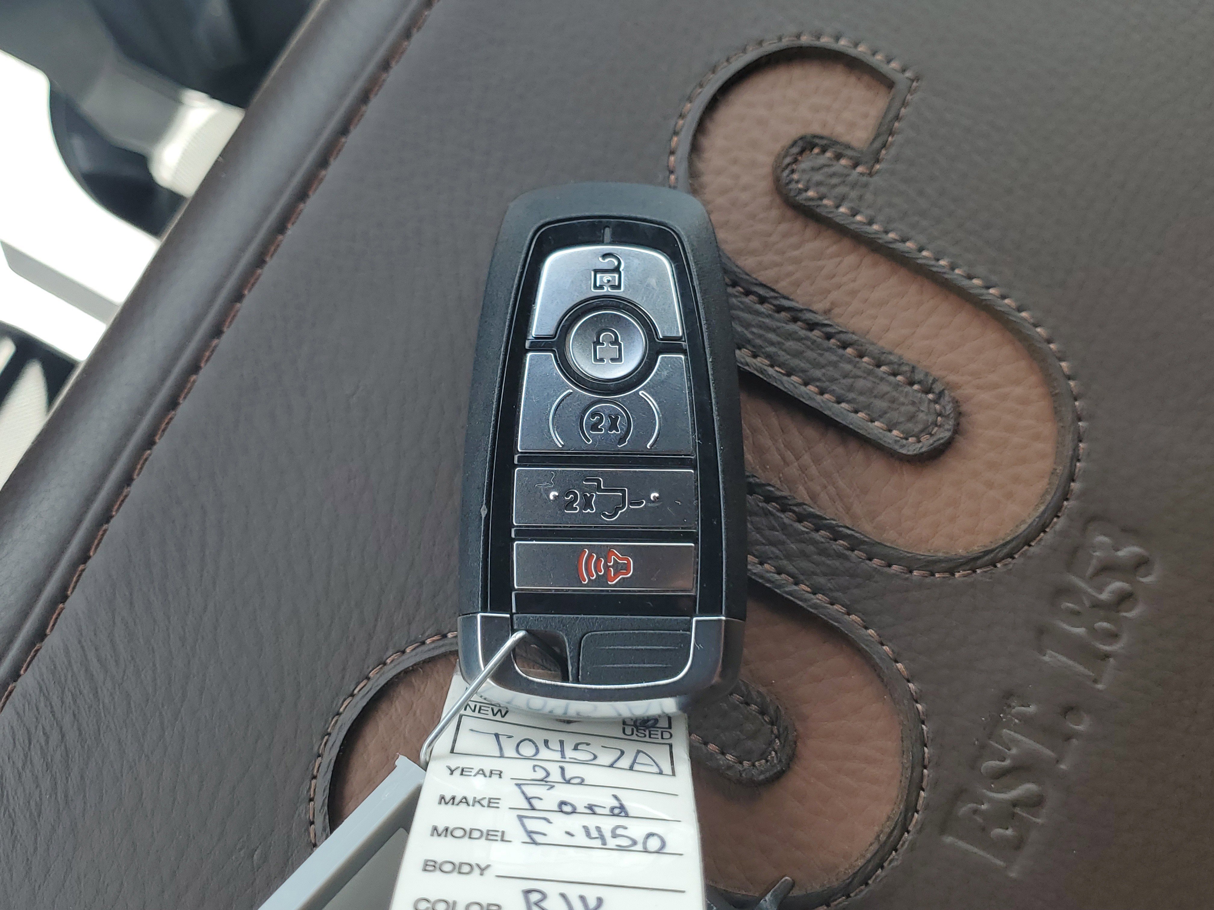 Certified 2026 Ford F450 King Ranch image 29