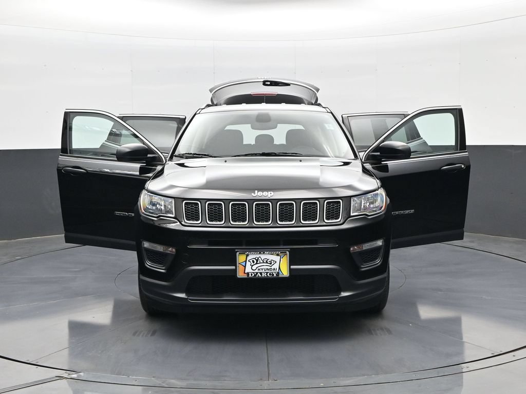 Used 2021 Jeep Compass Sport w/ Cold Weather Group FWD image 32
