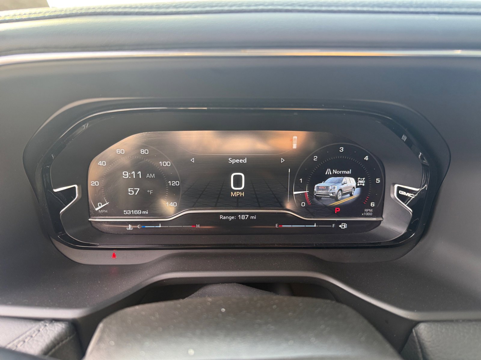 Used 2024 GMC Yukon Denali image 11