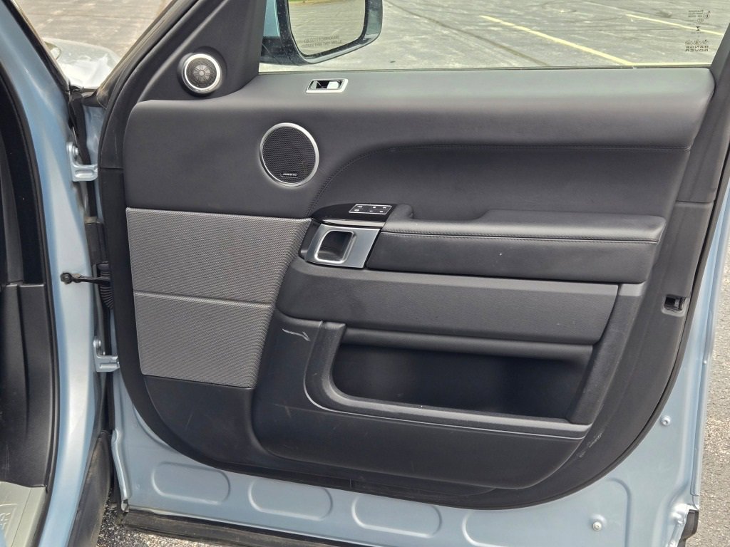 Used 2022 Land Rover Range Rover Sport HSE Silver Edition image 38