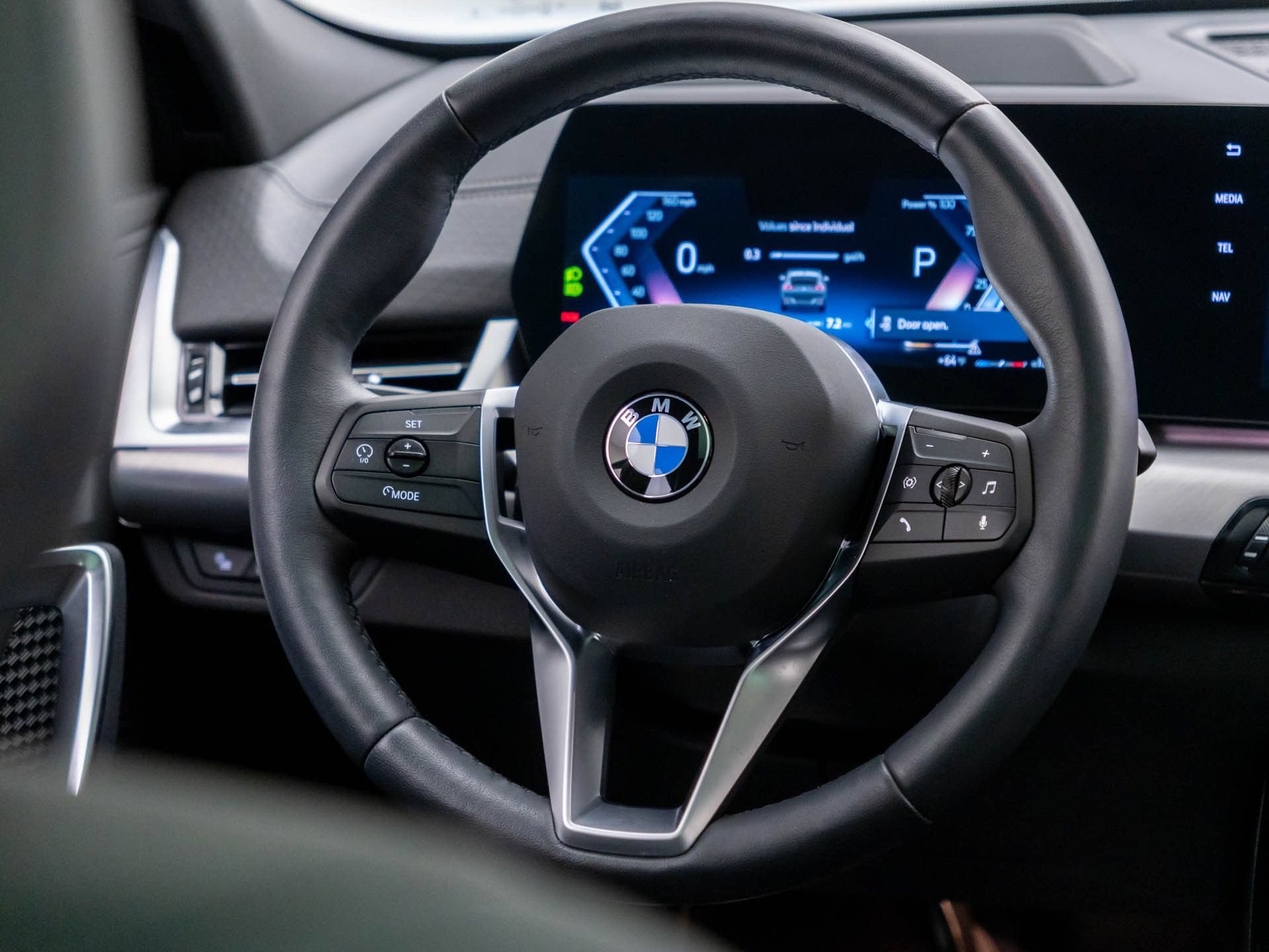 Used 2026 BMW X2 xDrive28i AWD/4WD image 11