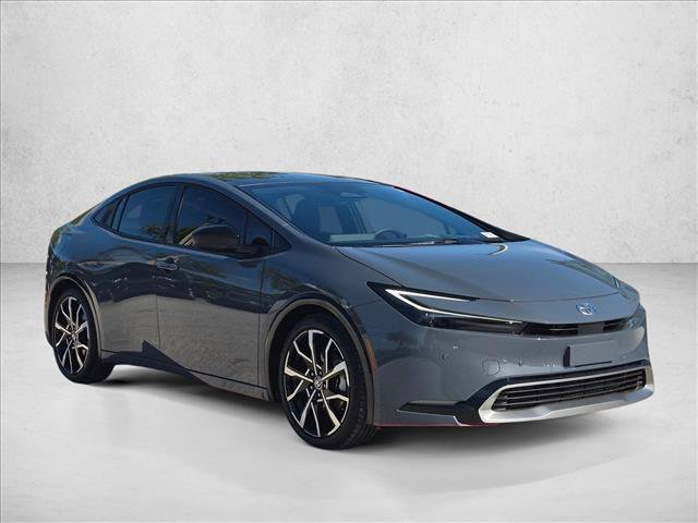Used 2026 Toyota Prius Plug-In Hybrid FWD image 3