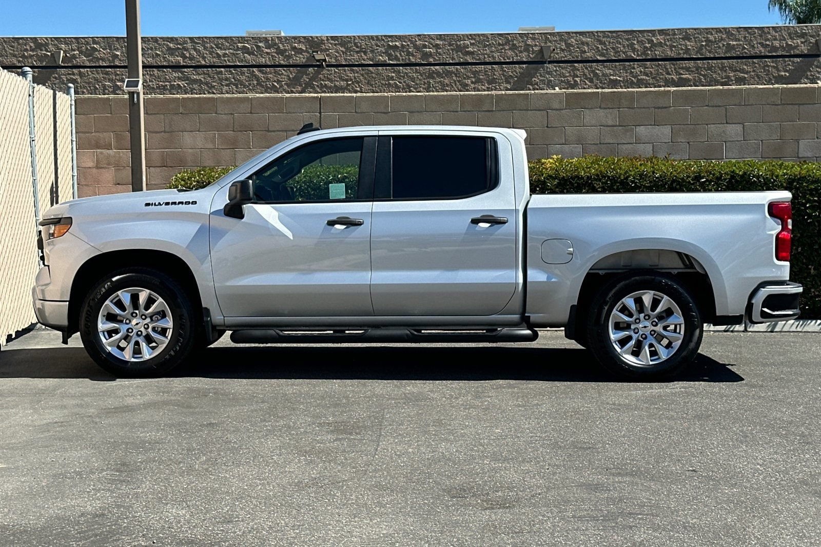 Certified 2022 Chevrolet Silverado 1500 Custom RWD image 7