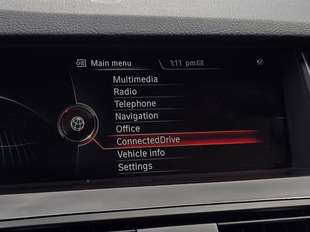 Used 2016 BMW 528i xDrive Sedan AWD/4WD image 32