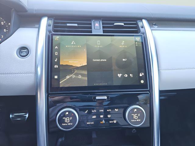 Certified 2023 Land Rover Discovery Metropolitan Edition image 18