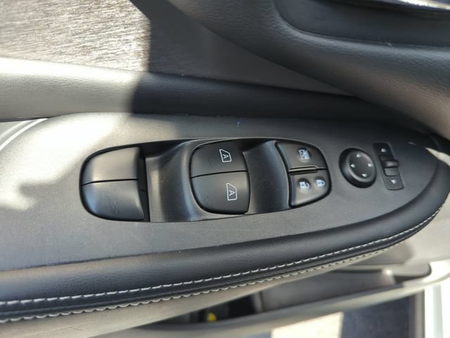 Certified 2024 Nissan Murano SV w/ SV Midnight Edition Package FWD image 31