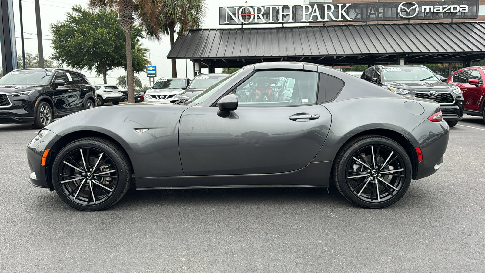 Certified 2025 MAZDA MX-5 Miata RF Grand Touring RWD image 7