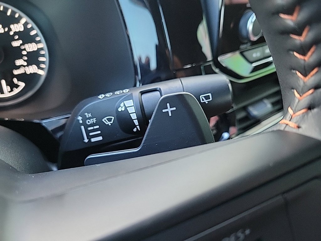 Used 2025 Nissan Pathfinder Rock Creek AWD/4WD image 26