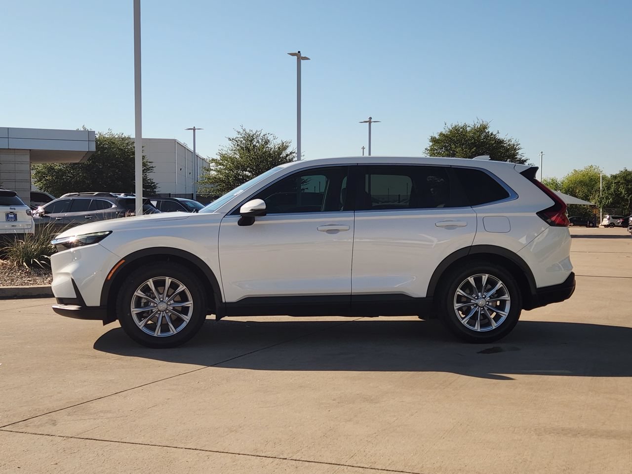 Certified 2025 Honda CR-V EX image 4