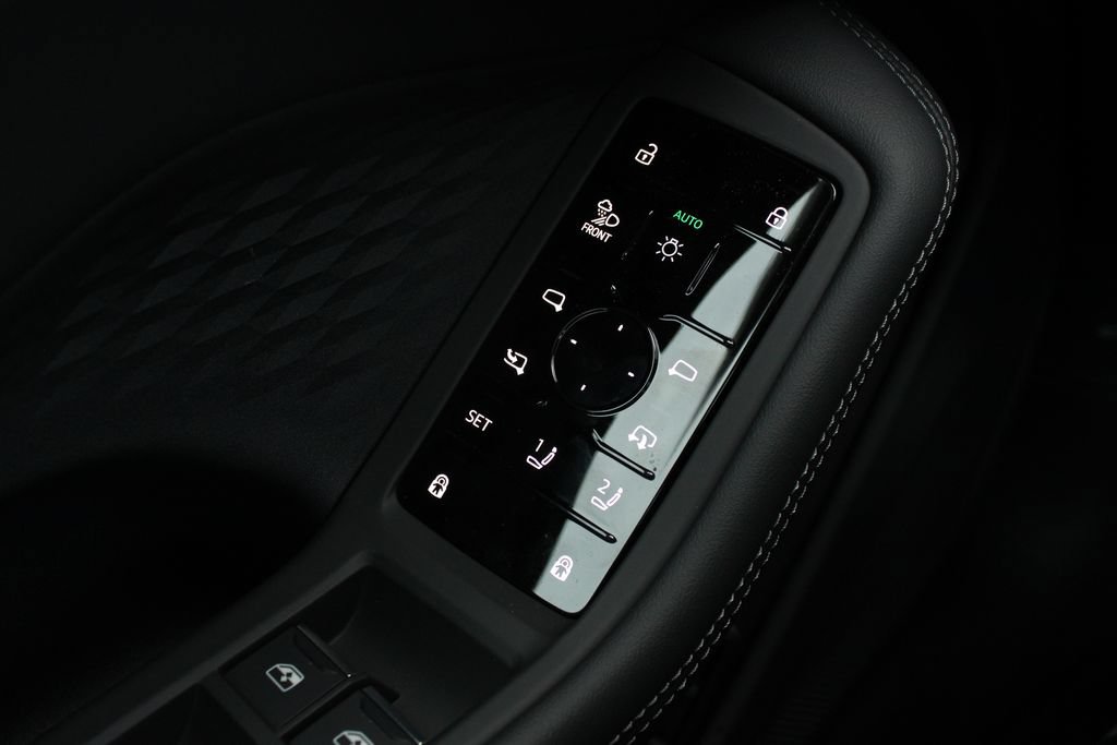 New 2026 Audi A6 Premium Plus AWD/4WD image 8