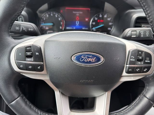 Used 2024 Ford Explorer XLT image 31