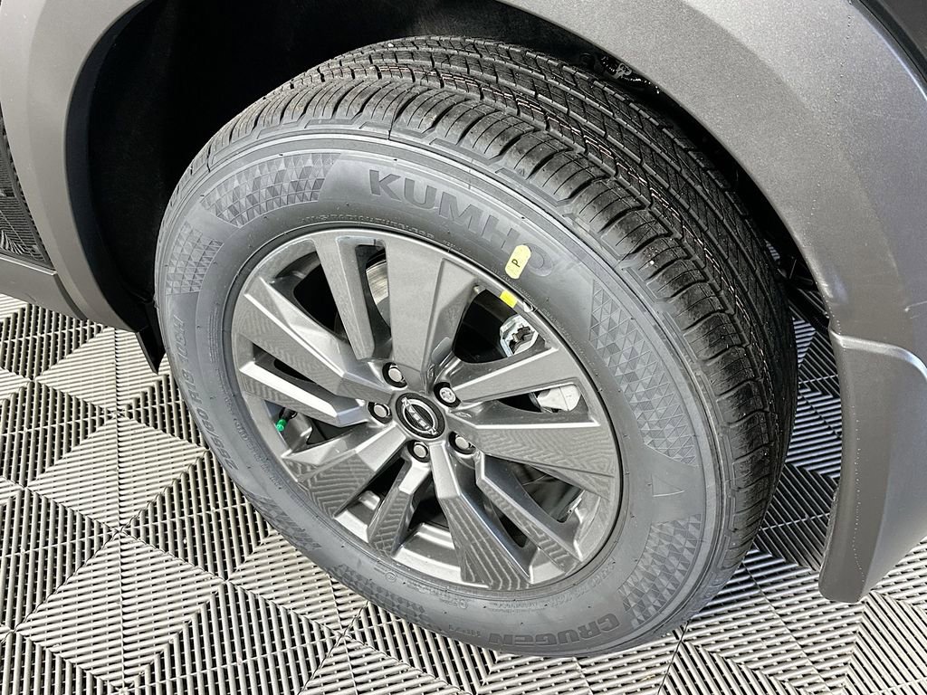 New 2025 Nissan Pathfinder SV w/ Cargo Package image 39