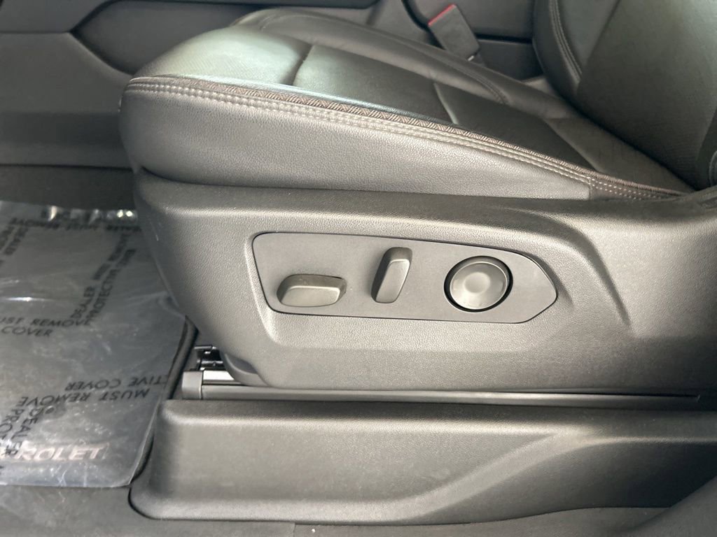 Used 2024 Chevrolet Suburban High Country w/ Advanced Technology Package image 52