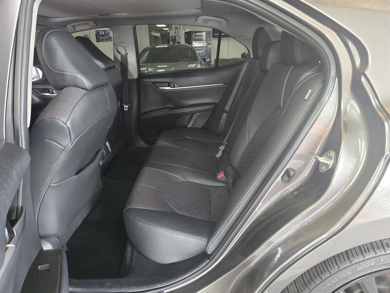 Used 2023 Toyota Camry XSE w/ Navigation Package FWD image 11