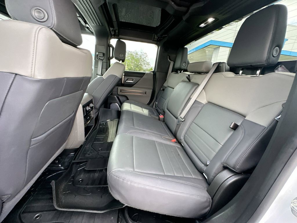 Certified 2025 GMC Hummer EV 3X AWD/4WD image 24