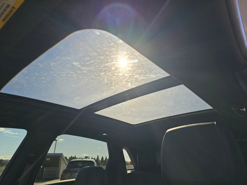 Used 2021 Cadillac XT5 Premium Luxury image 25