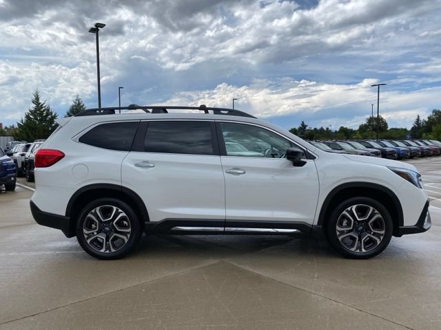 Used 2025 Subaru Ascent Touring w/ Popular Package #1 AWD/4WD image 6