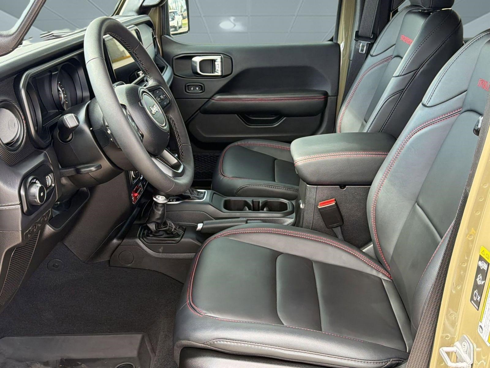 Used 2025 Jeep Wrangler Unlimited Rubicon image 5