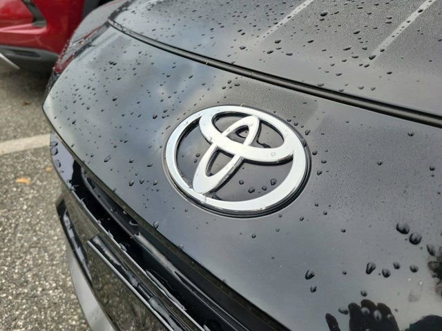 Used 2024 Toyota Prius Limited image 11