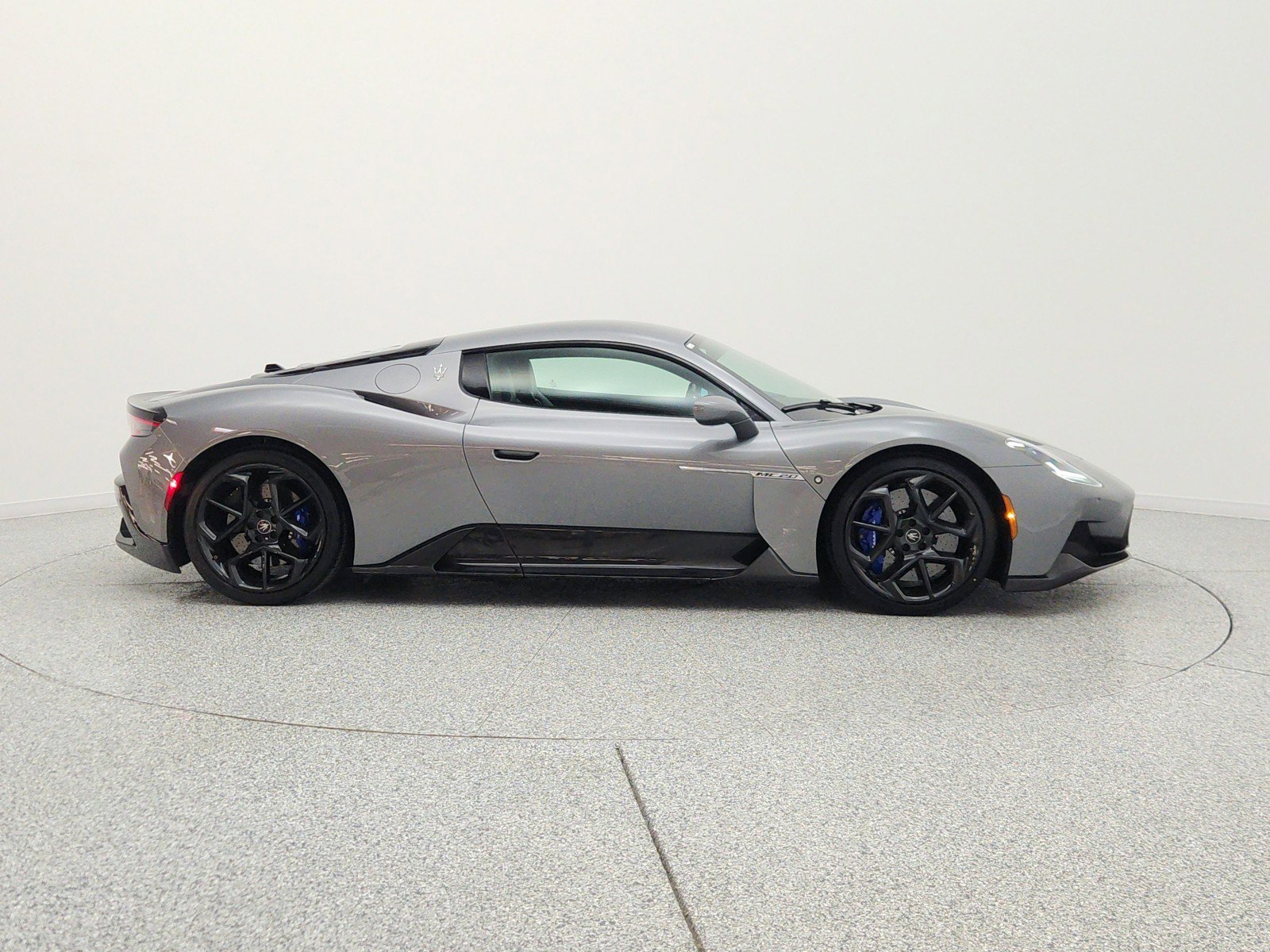 Used 2022 Maserati MC20 Coupe RWD image 4