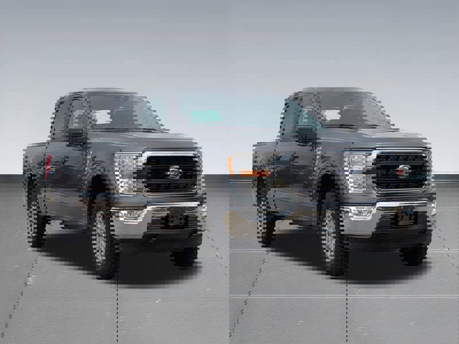 Used 2022 Ford F150 XLT w/ Trailer Tow Package image 8