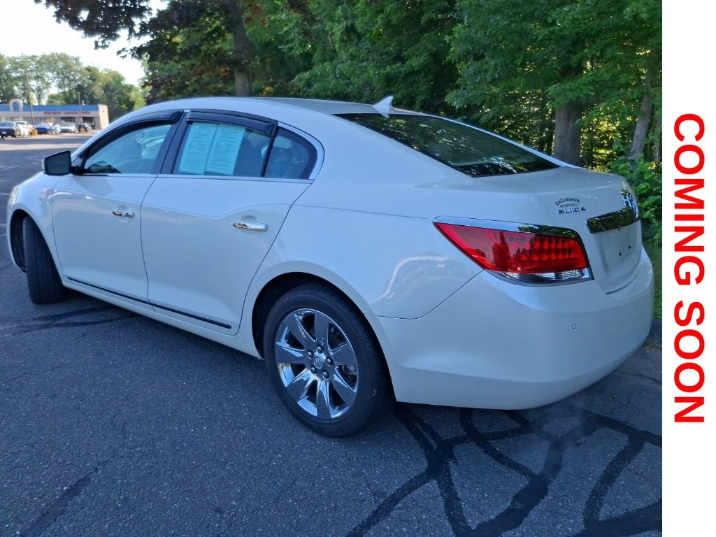 Used 2011 Buick LaCrosse CXL w/ Luxury Package FWD image 8