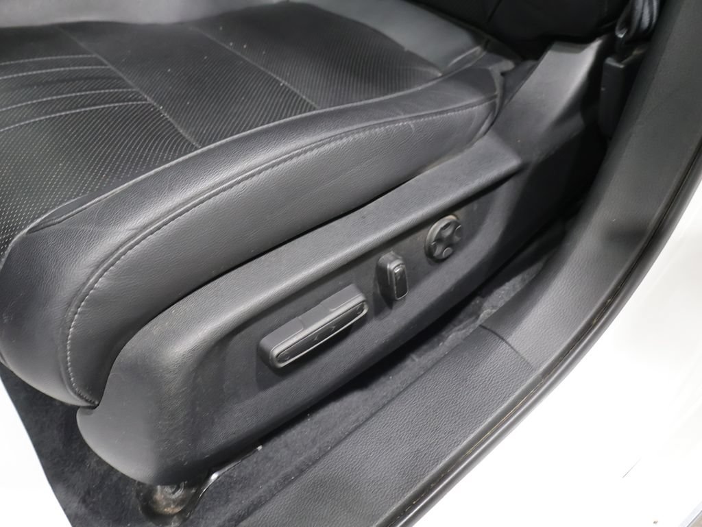 Used 2019 Honda Accord EX-L image 10