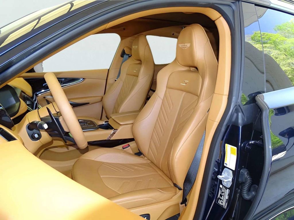 Used 2026 Aston Martin DBX S image 26