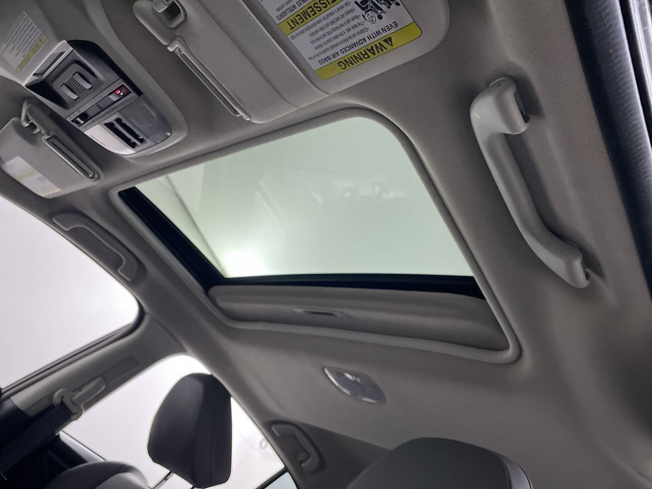 Used 2021 Subaru Crosstrek 2.5i Sport w/ Moonroof Package AWD/4WD image 18