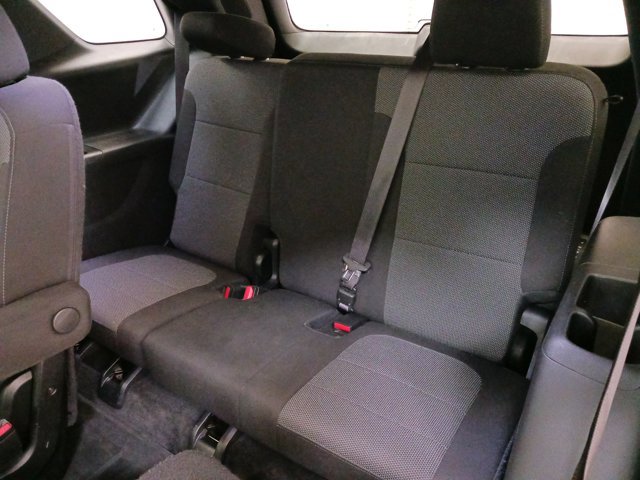 Used 2023 Chevrolet Traverse LT image 26