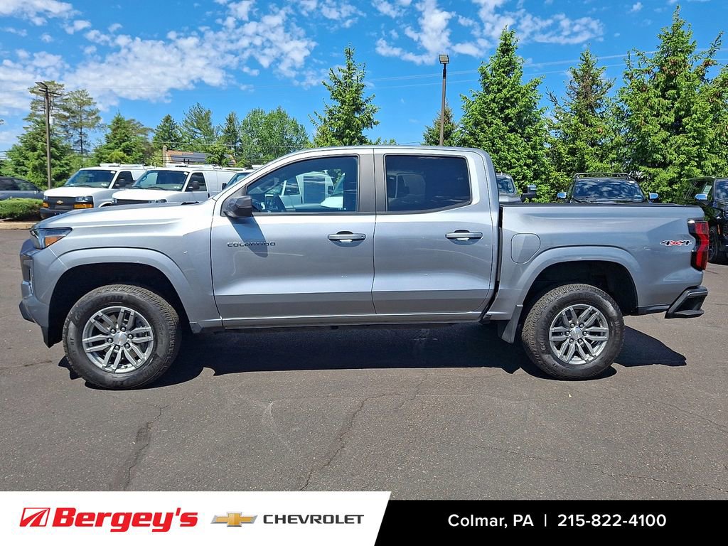 Certified 2024 Chevrolet Colorado LT w/ LT Convenience Package II AWD/4WD image 9