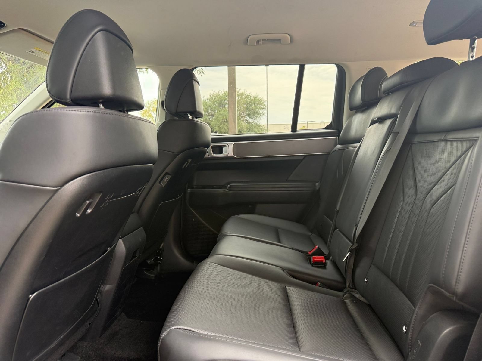 Used 2026 Hyundai Santa Fe SEL FWD image 26