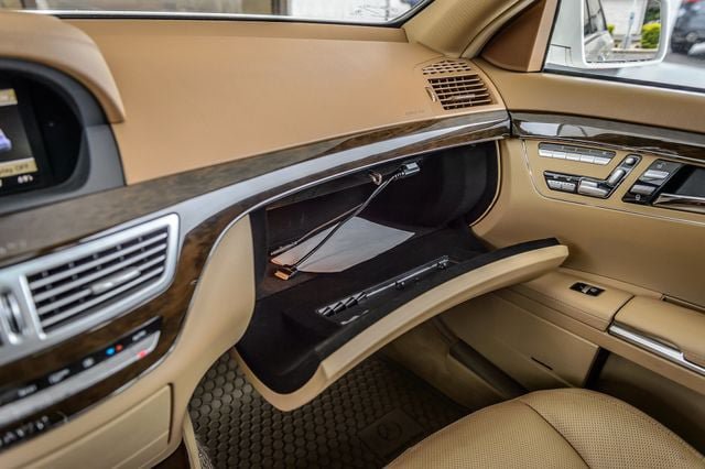 Used 2012 Mercedes-Benz S 350 BlueTEC 4MATIC w/ Premium 2 Pkg image 37