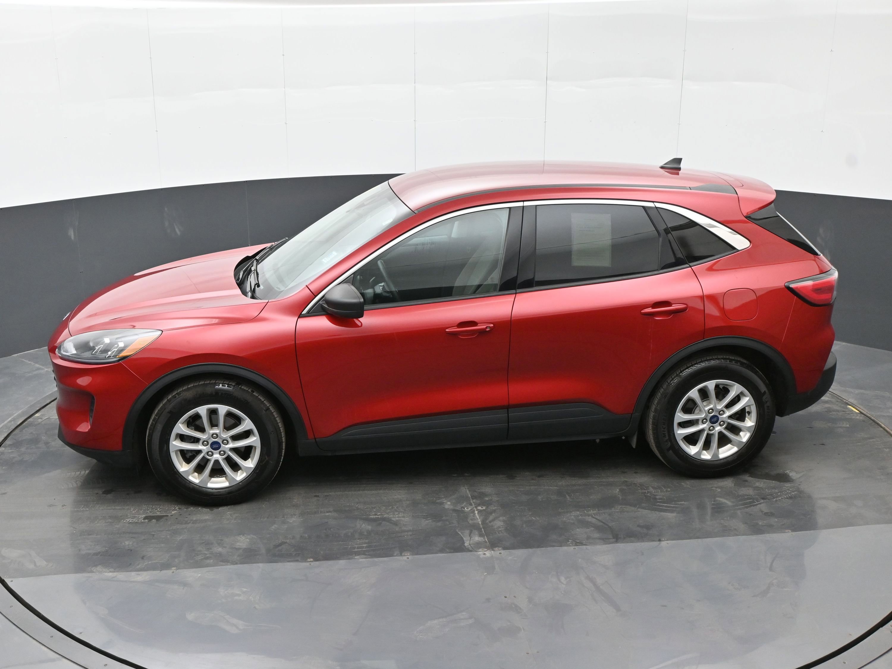 Used 2022 Ford Escape SE w/ Convenience Package image 37