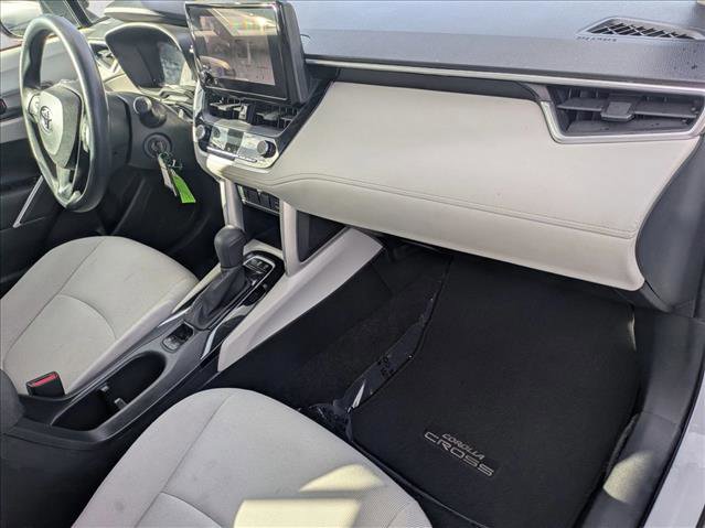 Used 2023 Toyota Corolla Cross L image 20