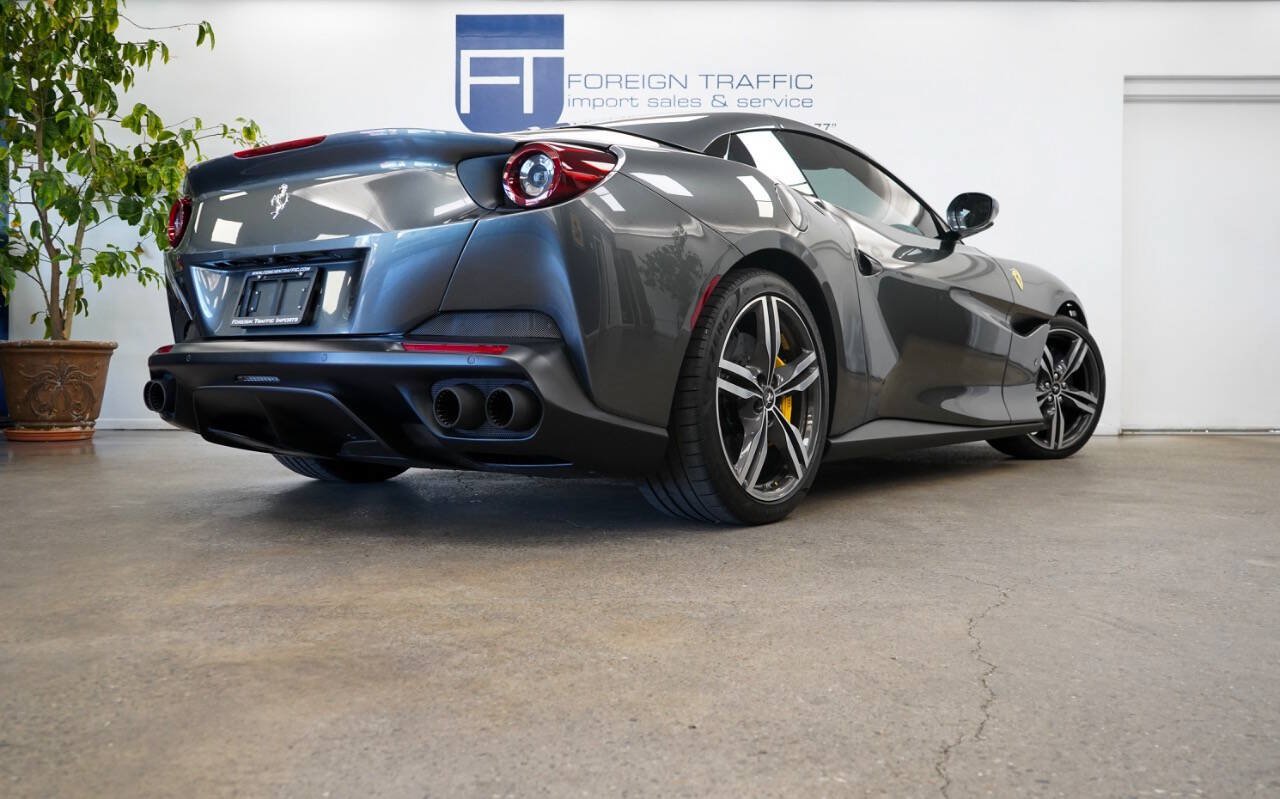 Used 2019 Ferrari Portofino RWD image 62