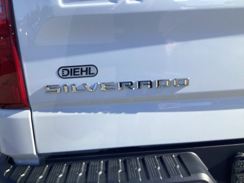 New 2026 Chevrolet Silverado 1500 Custom AWD/4WD image 12