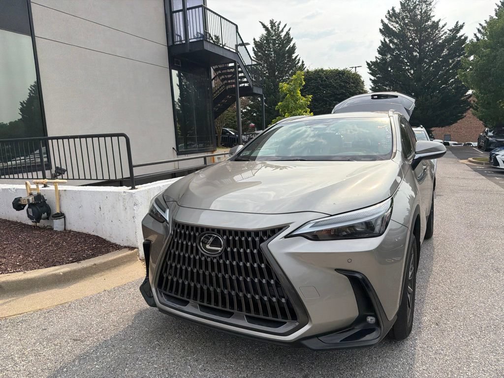 Used 2024 Lexus NX 350 AWD image 2