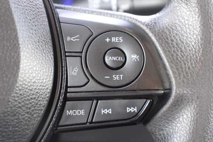 Used 2021 Toyota Corolla LE FWD image 23