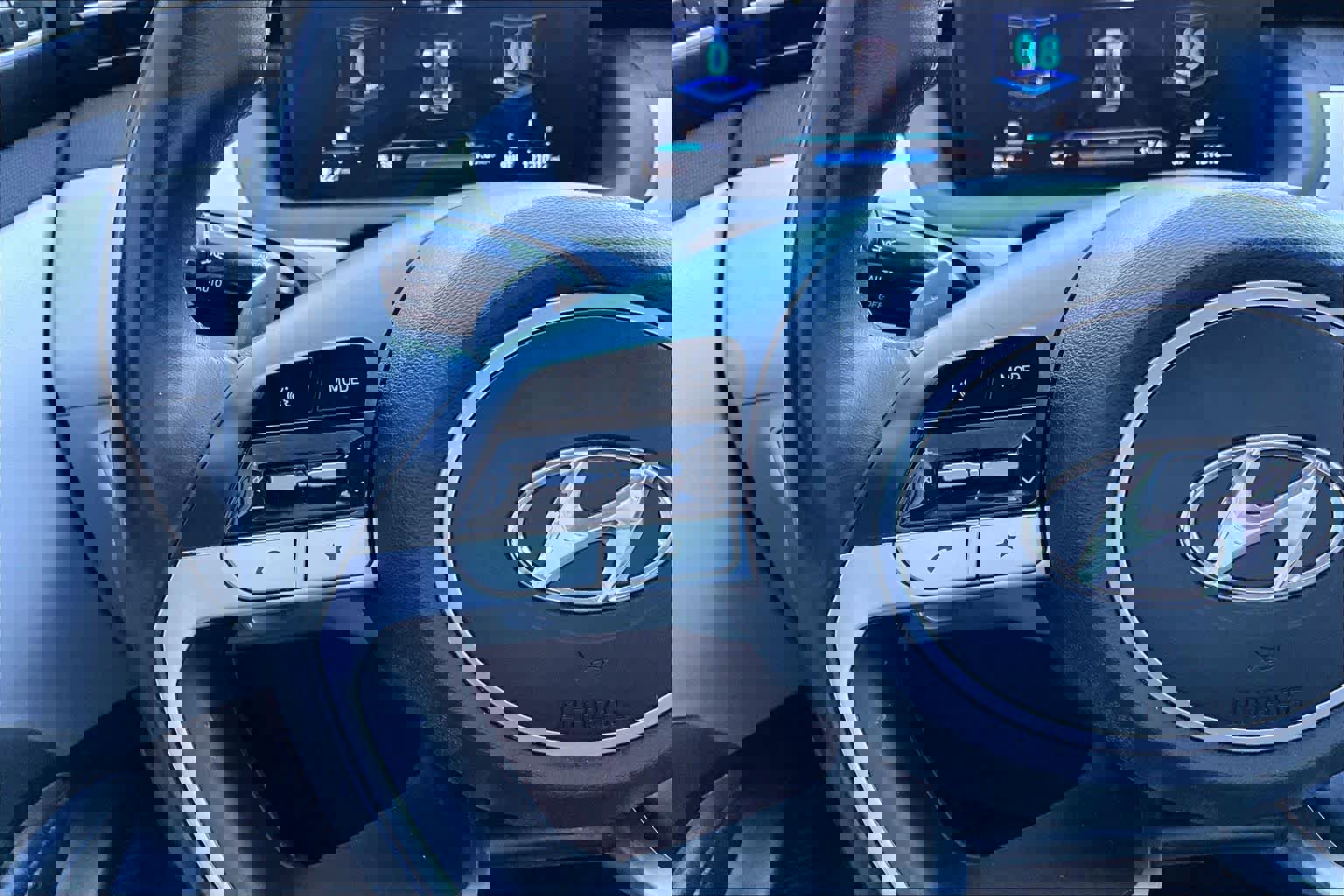 Used 2023 Hyundai Tucson Limited image 24